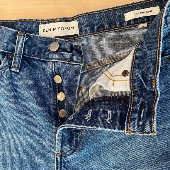 Denim Forum "The Ex Boyfriend" Jeans Size 26 high-rise Straight Leg Light W - Picture 3 of 14